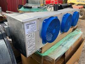 Krd34e Krack 2020 Kr Series Compact 3000 Watt Unit Hanging 3 Fan 230v