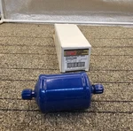Carrier KH43LG093 Liquid Line Filter Drier Inlet 3/8" Odf Outlet Blue. Fixed Price $21.59.