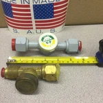 Sporlan Sight Glass 5/8 W Moisture Indicator And Free Nos Brass Unit. Fixed Price $49.00.